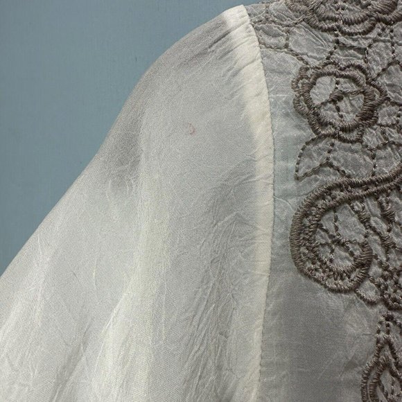 Johnny Was White Floral Embroidered Tunic Blouse - Small $258 - Picture 5 of 7